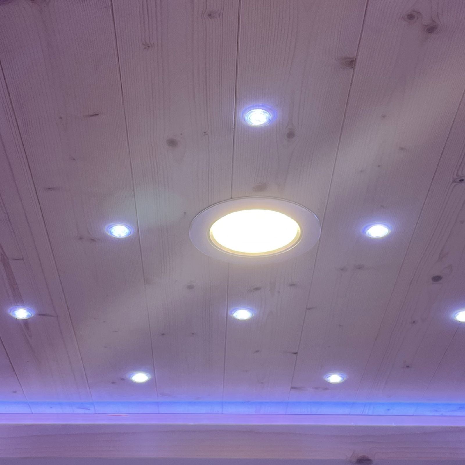 Luxuriöse finnische Dampfsauna für 3 Personen - Holl's Utopia 3 (4,5 kW)