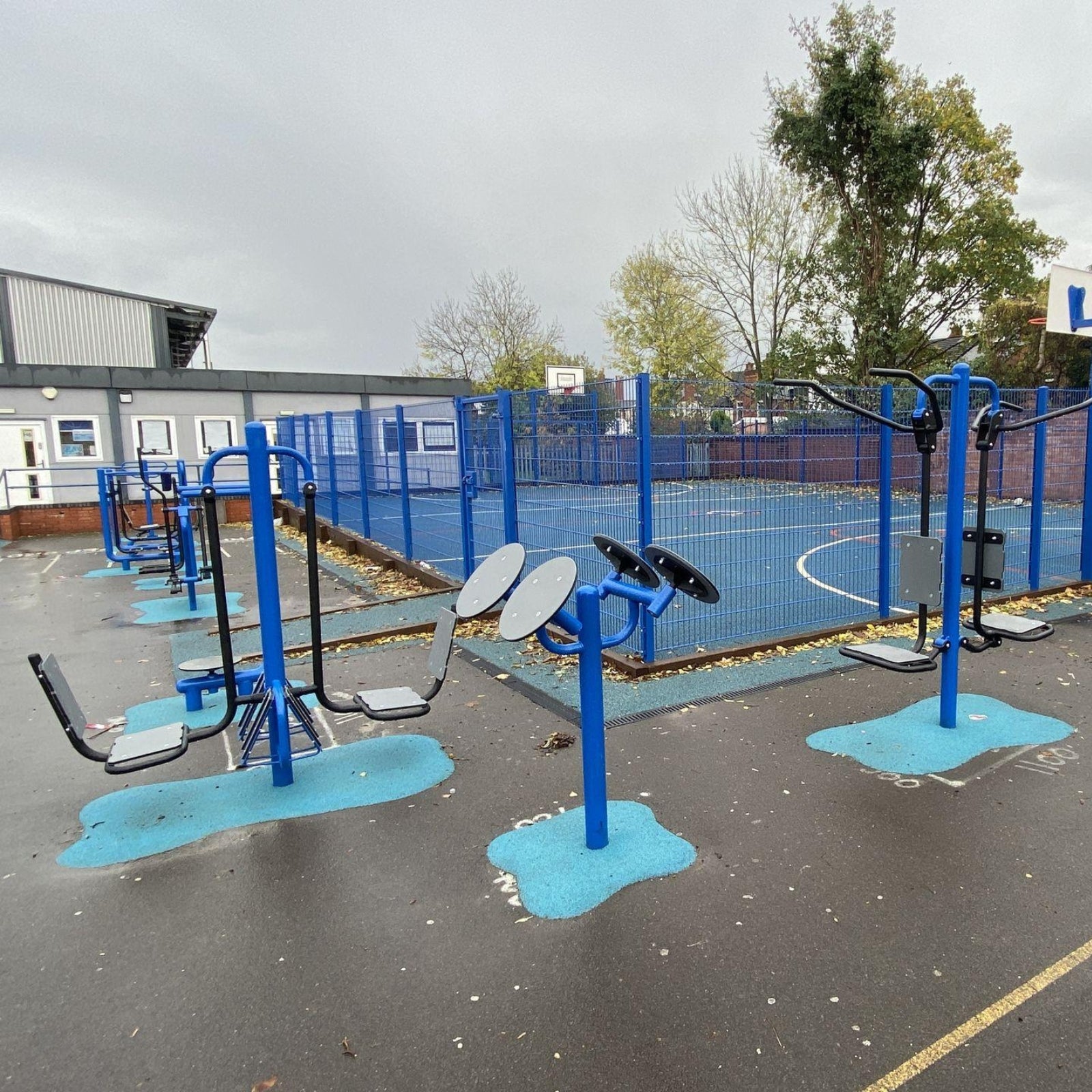 Outdoor fitness machine - Element Fitness Outdoor Leg Press