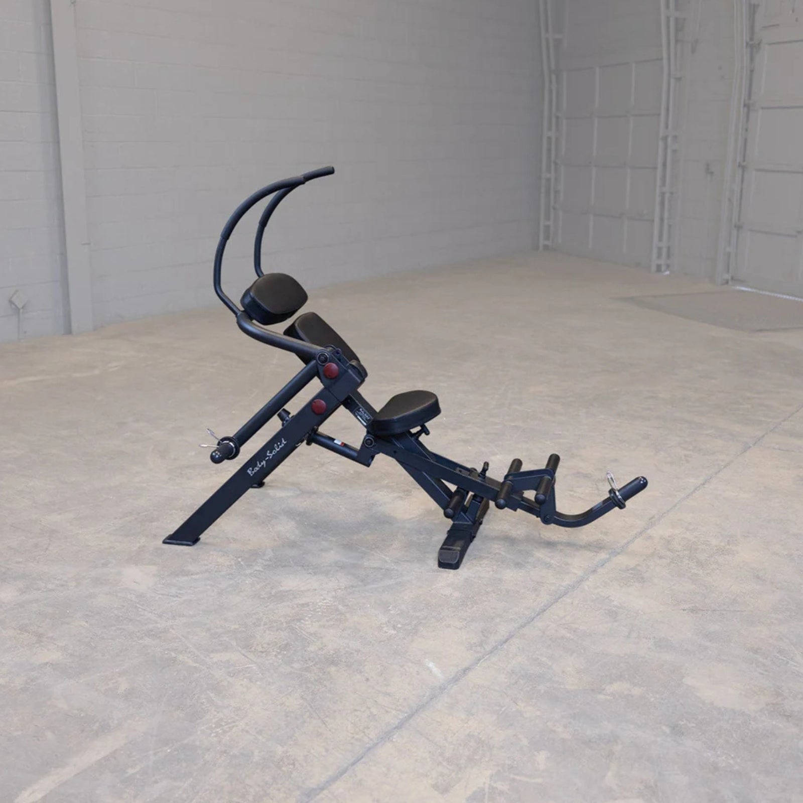 Bauchmuskelbank – Body-Solid GAB300B Plate Loaded Ab Crunch