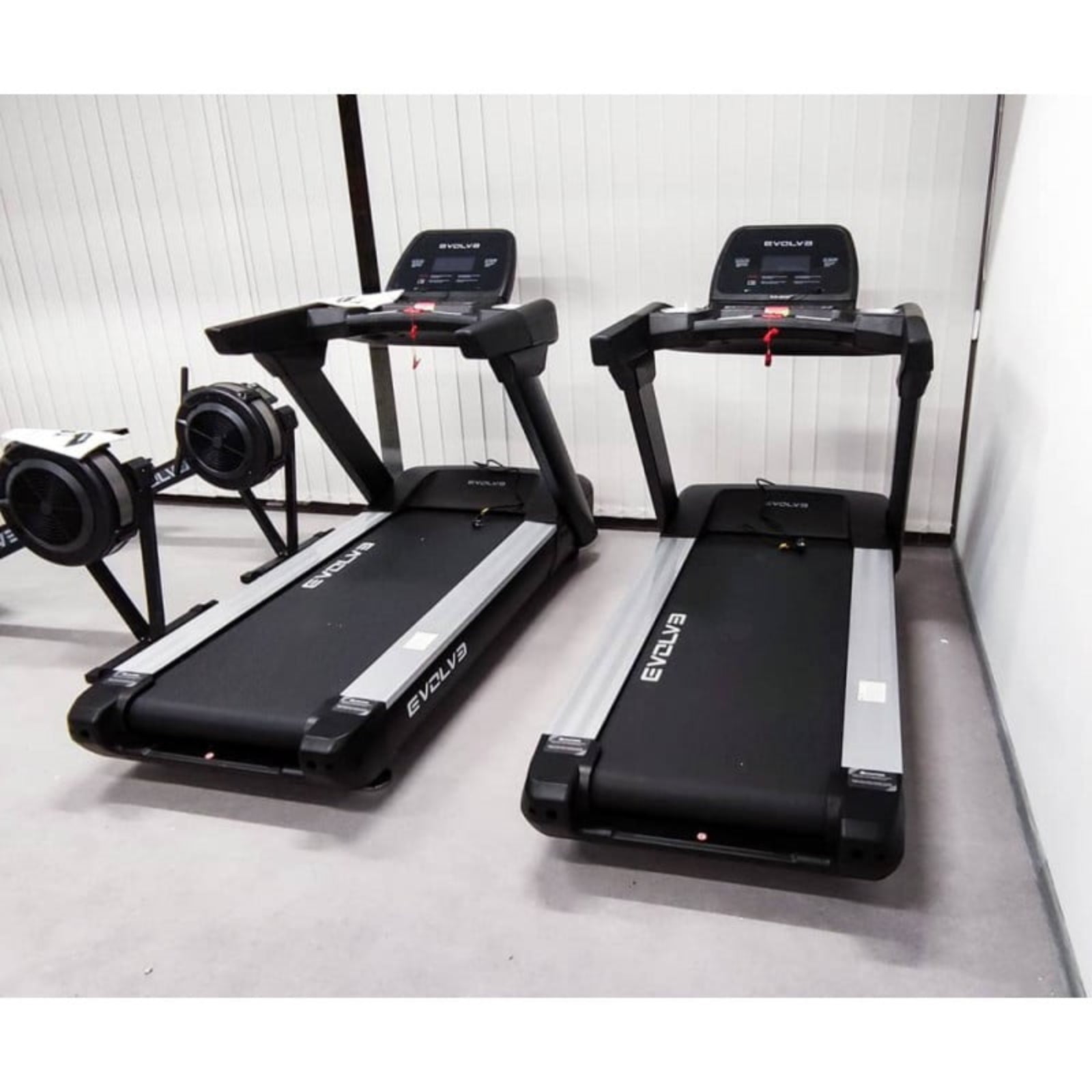 Evolve Fitness Econ Series CT-500-LCD Professionelles Laufband