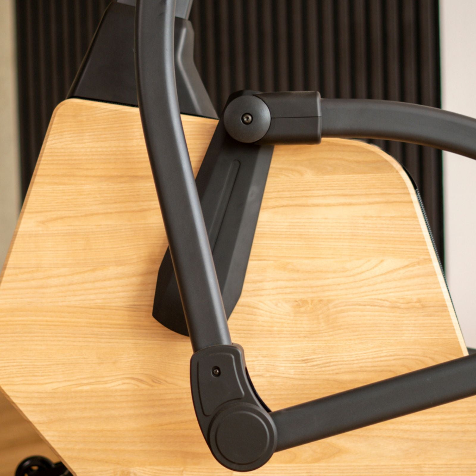 Hammer CrossPace 5.0 NorsK Crosstrainer - Holzdesign