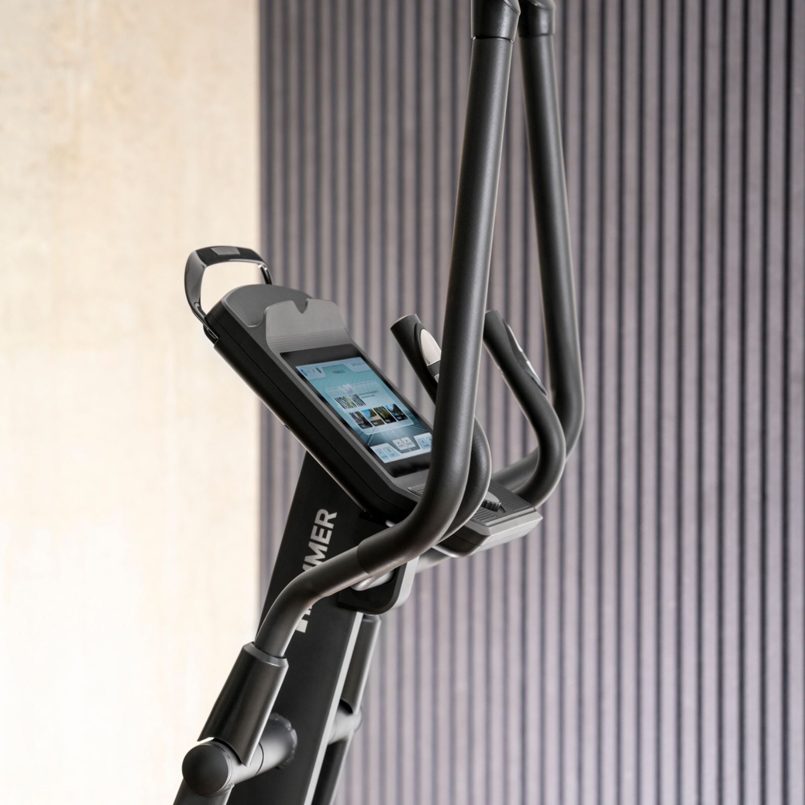 Hammer CrossPace 7.0 NorsK Crosstrainer - Holzdesign