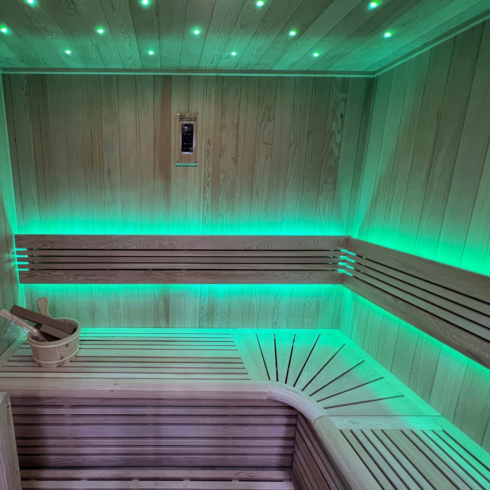 Luxuriöse finnische Dampfsauna für 4 Personen – Holl’s Utopia 4 (6 kW)