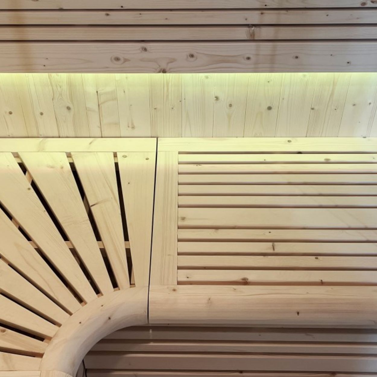 Luxuriöse finnische Dampfsauna für 4 Personen – Holl’s Utopia 4 (6 kW)