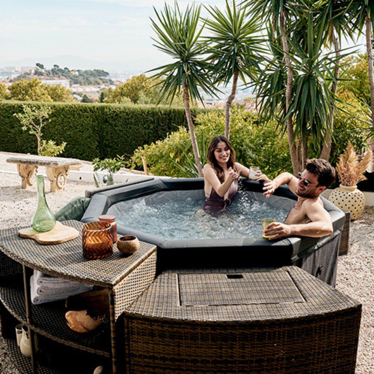 NetSpa Octopus Aufputz-Spa mit Möbelset für 5/6 Personen