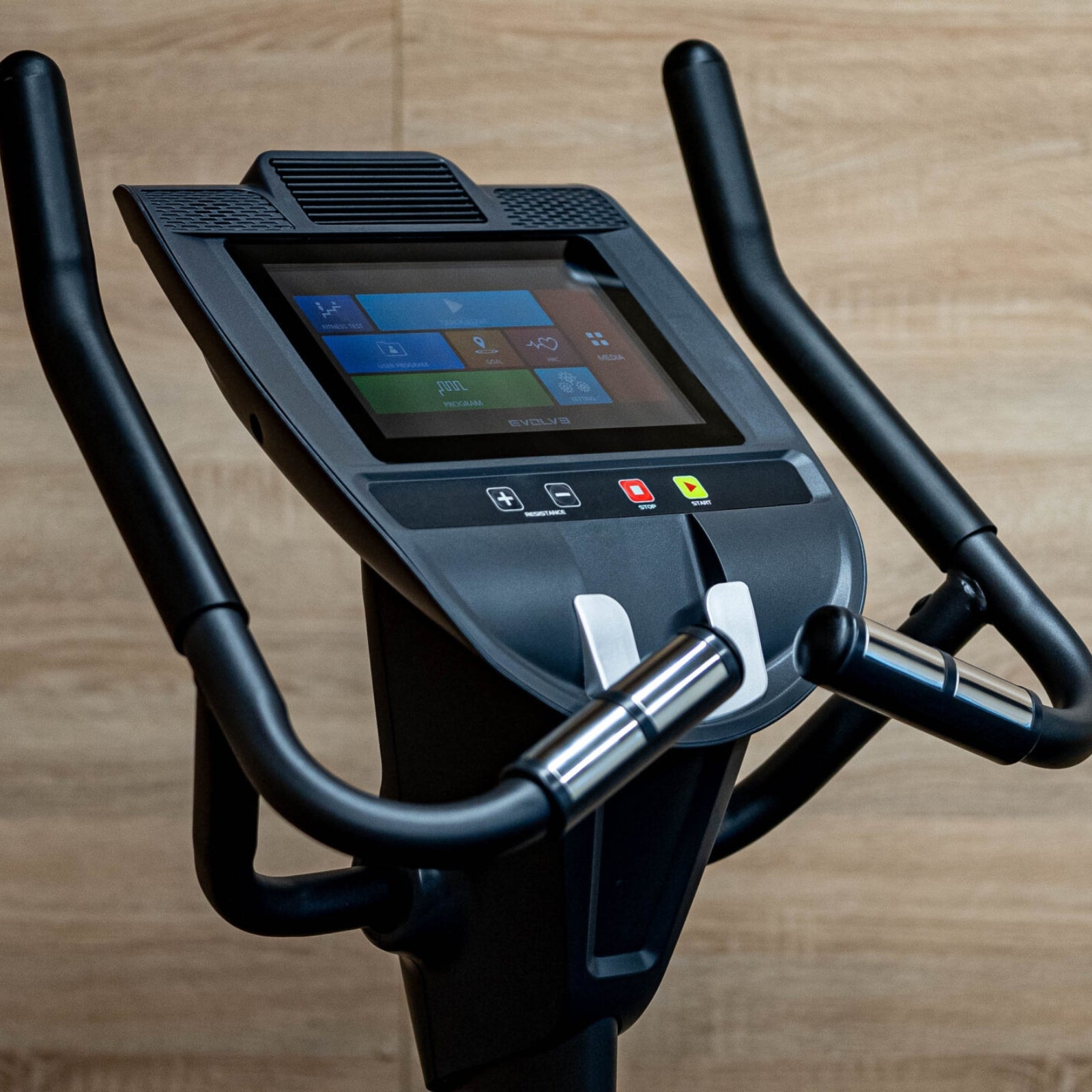 Evolve Fitness CUB-180-TFT Heimtrainer - Touchscreen
