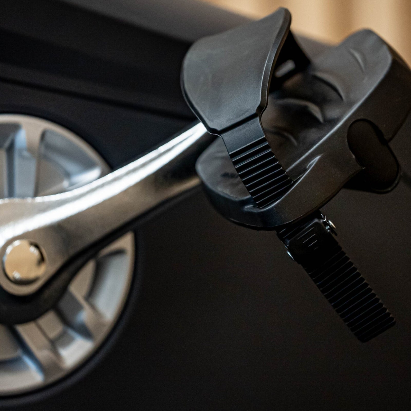 Evolve Fitness CUB-180-TFT Heimtrainer - Touchscreen