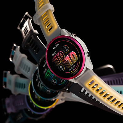 Garmin Forerunner 570 – 42 mm – Premium-Laufuhr – Schiefergraues Aluminium mit transparentem schwarz/schwarzem Armband