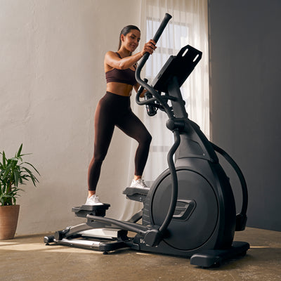 Hammer Maximum EL8000 professioneller Crosstrainer mit 10,1"-Touchscreen-Display