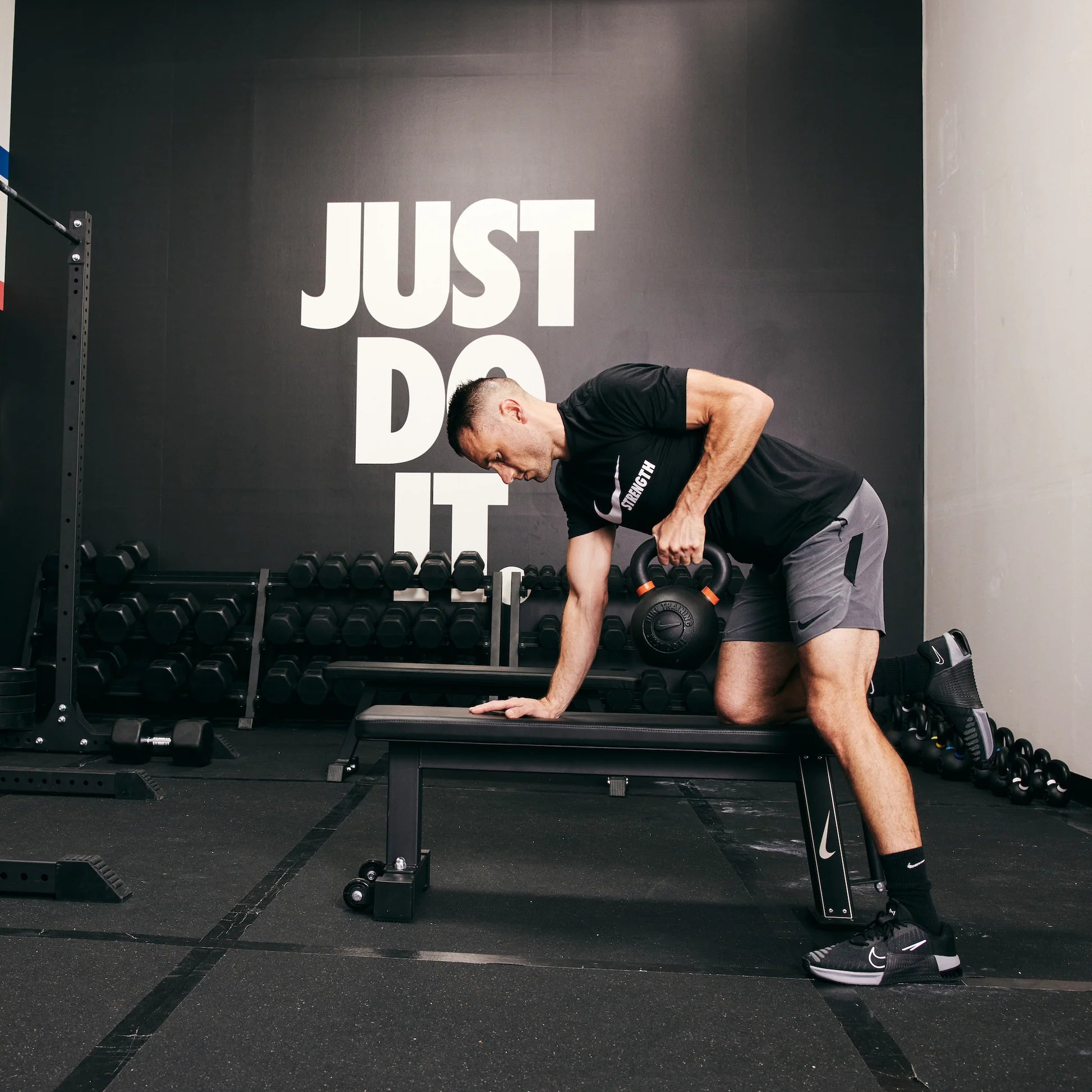 Nike Strength Rollhantelbank - Schwarz