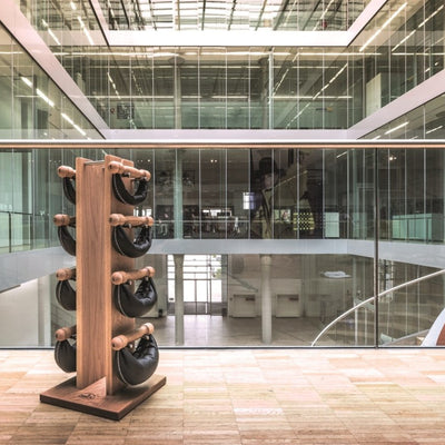 NOHRD SwingBell Tower Set Walnut Natural - Kettlebells mit Ablagefach - Walnuss und Leder