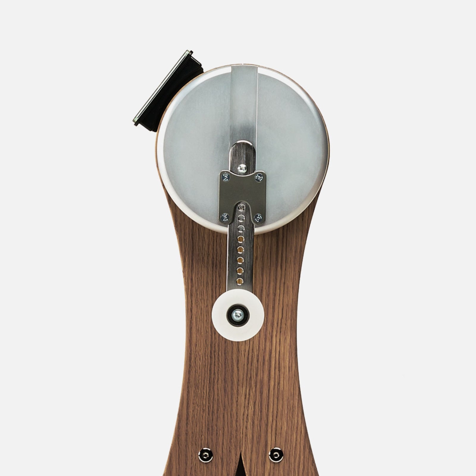 NOHRD WaterGrinder Vintage Oak Oberkörpertrainer – gebeizte Eiche – kostenlose Installation