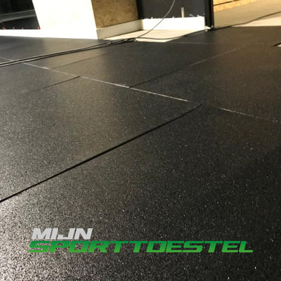 Gummi 100 x 100 x 1,5 cm Bodenelemente / Sportboden für Sport- &amp; Fitnessbereiche - jetzt mit kostenloser Verlegung
