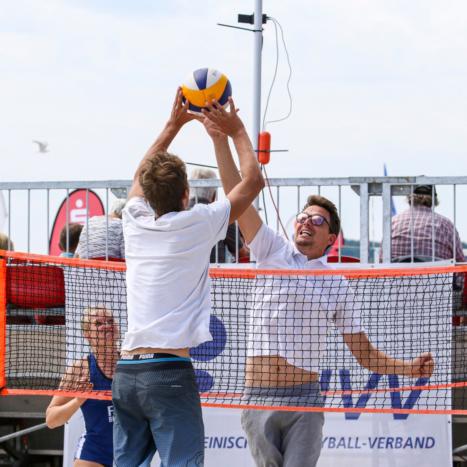 Dreiecknetz für Volleyball/Badminton - multifunktional - Sharknet