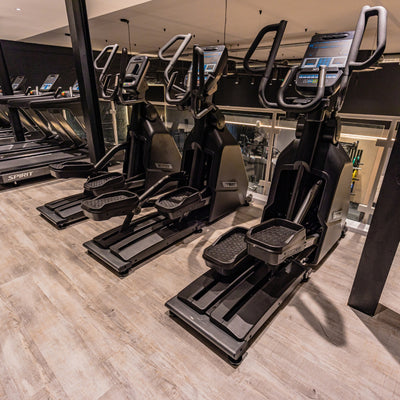 Spirit Fitness CE900LED Crosstrainer – Kostenlose Installation