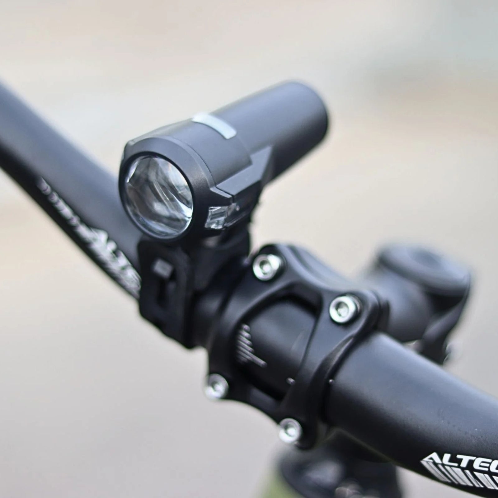 Umit 4 Motion Mountainbike Chrom/Schwarz - 27,5-Zoll-Räder / Unisex 21V V-Bremsen